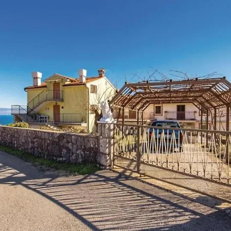 Butterfly 3 - Opatija By Guide Apartment Brsec