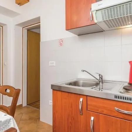 Butterfly 3 - Opatija By Guide Apartment